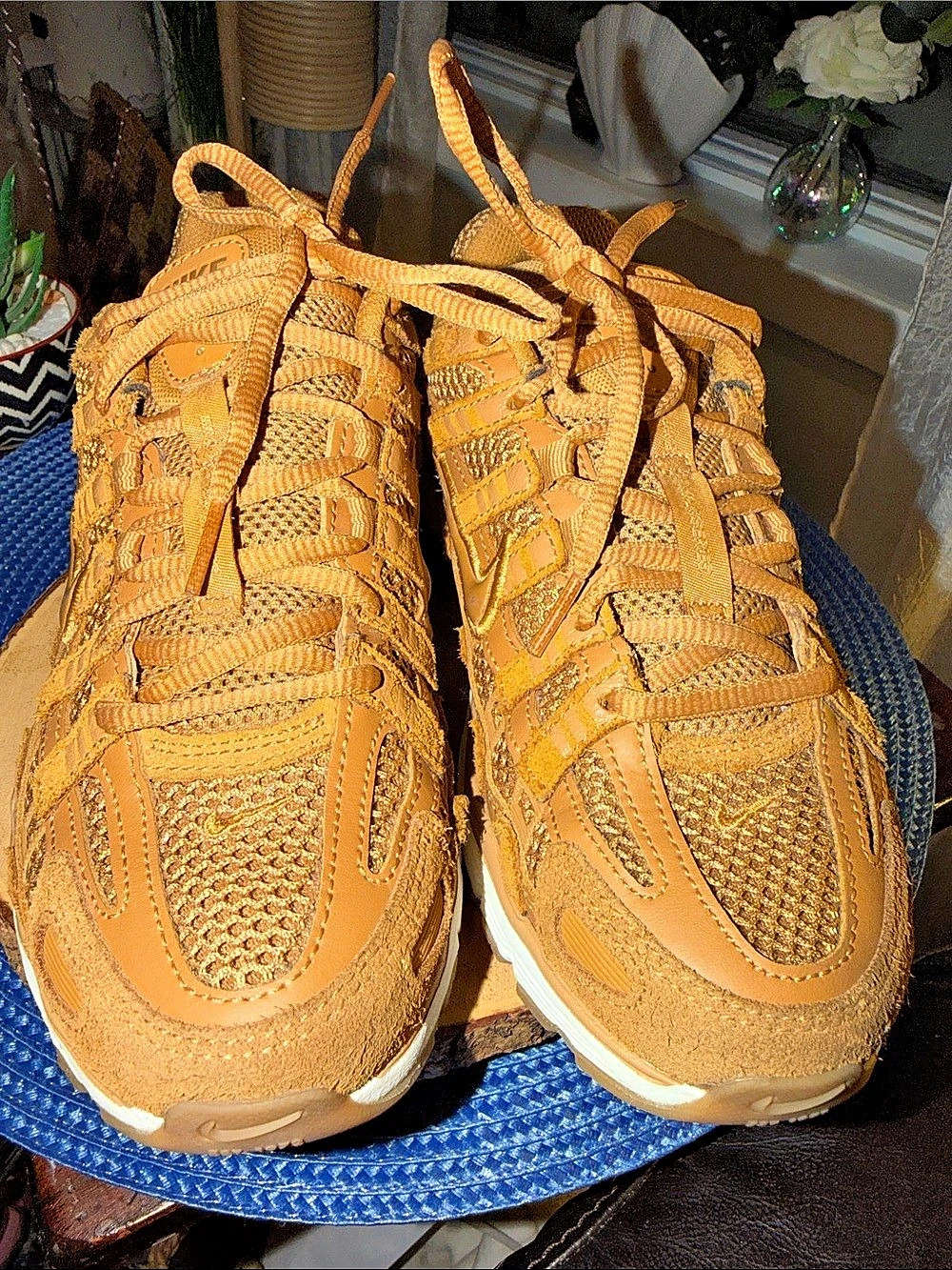 Nike P-6000 SE “Flax” Sneakers | Men’s 6 / Women’s 7.5